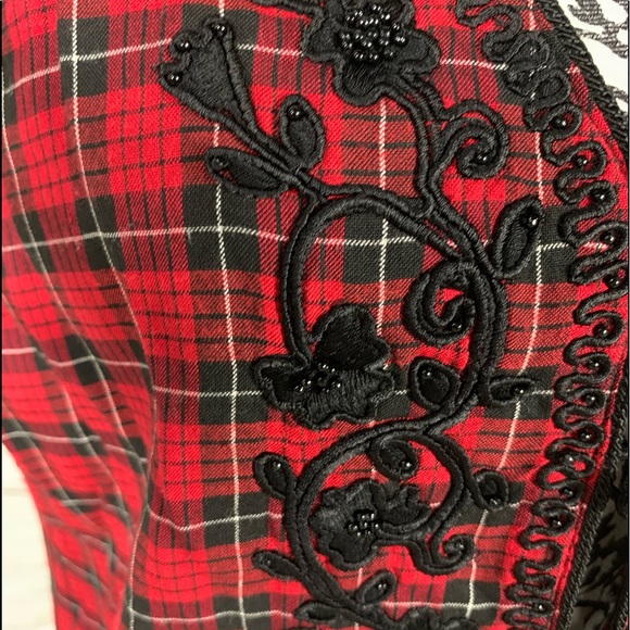 Sarah Elizabeth Red and Black Plaid Vest Size 12 - Picture 7 of 10